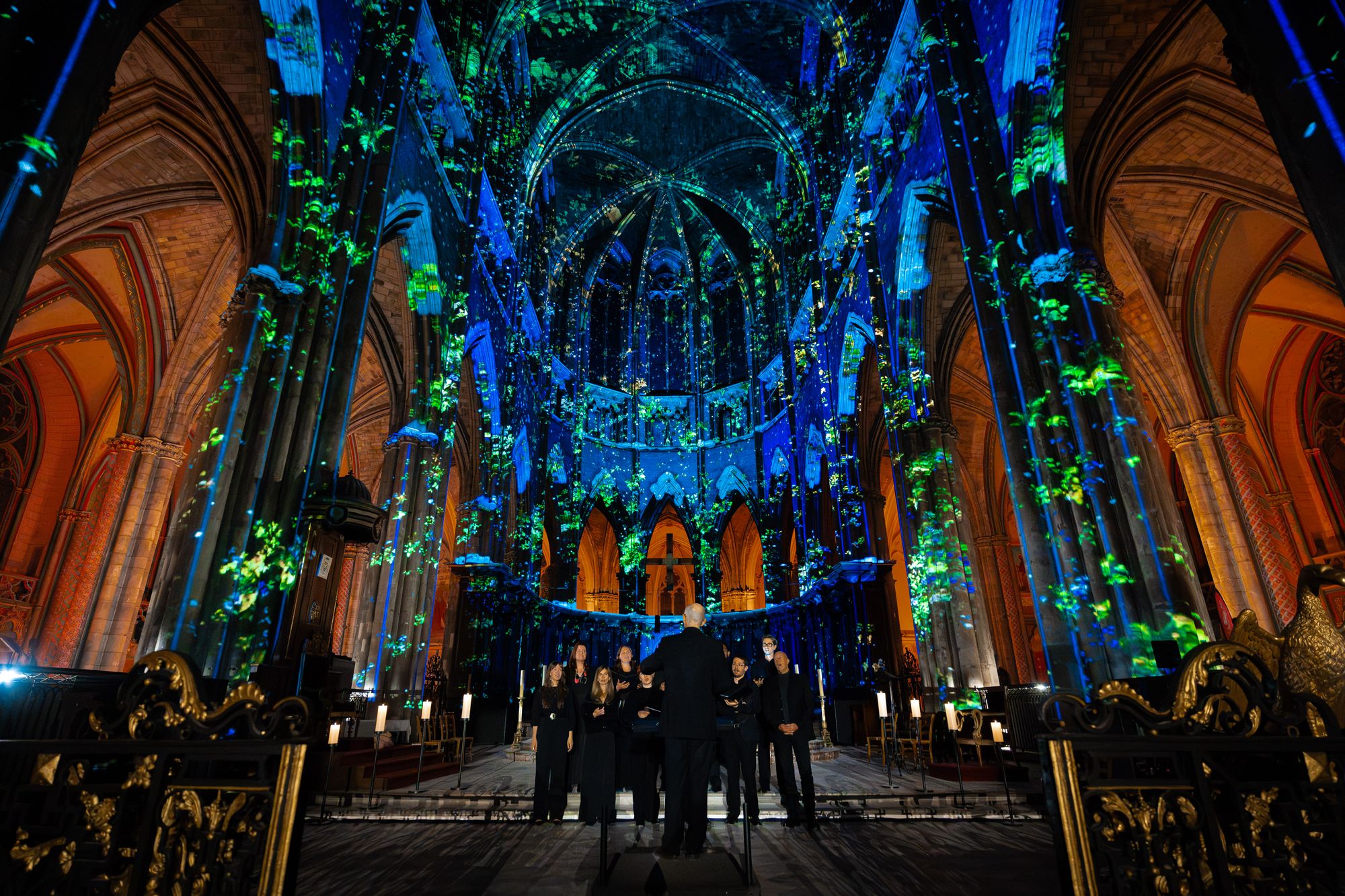 Brilliant immersive projection voiced by Christopher Eccleston set to ...