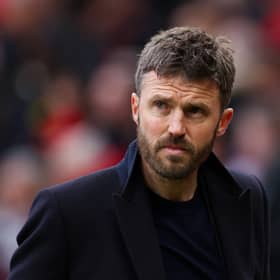 Manchester United have seen links with a top midfield target resurface.