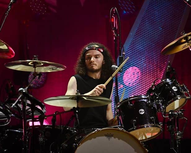 GEORGE FARRAR (QUEEN EXTRAVAGANZA)