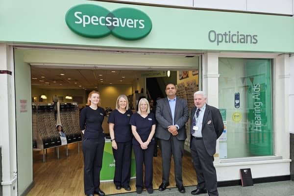 From left to right, Sophie Jordan (Audiology Partner), Deborah Morley (Optometry Partner), Frances Prescott (Optometry Partner), Navendu Mishra MP, Steven McAndrew (Director of NHS Services, Specsavers)