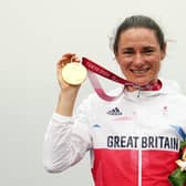Dame Sarah Storey poses on the podium after winning the Women's C5 Time Trial at the Tokyo 2020 Paralympic Games 