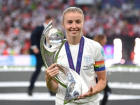 Leah Williamson with the UEFA Women's EURO 2022 Trophy (Photo by Shaun Botterill/Getty Images)