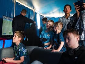 Gamers come together for e-sports tournament – great prizes