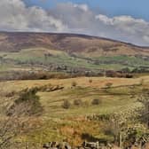 Edale is an ideal base for hiking trips. The village is located at one end of the Pennine Way and near to Kinder Scout, the highest point in the Peak District. It is easily reached by train, with services on the Hope Valley line between Sheffield and Manchester stopping at Edale.