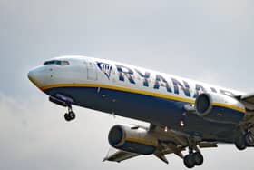 Ryanair passengers praised the pilot at Manchester Airport 