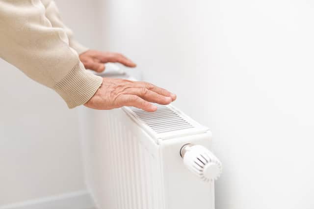 Here are some useful ways to keep warm (photo: adobe)