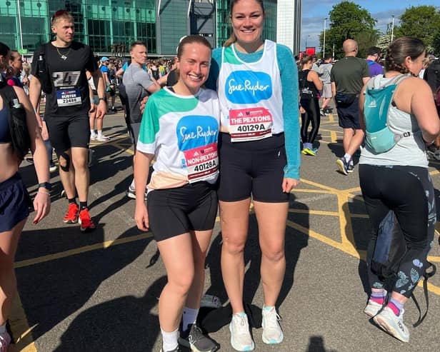 From left to right: Hannah and Meghan, gearing up for the race