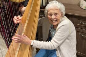 Belong Morris Feinmann residents celebrate Valentine's Day.