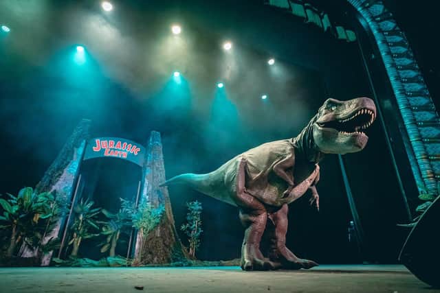 Jurassic Earth features a park full of life-sized roaming, state-of-the-art animatronic beasts, including Zeus - the world's largest walking T-Rex!
